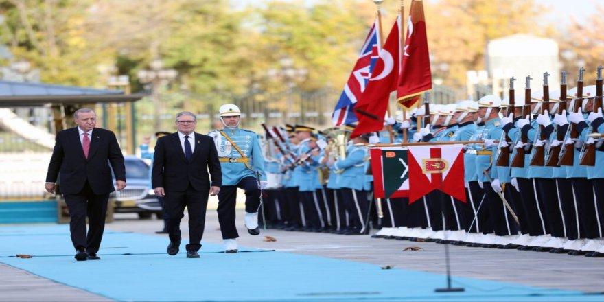 Türkiye 44 Eurofighter alacak: Erdoğan İngiltere Başbakanı Starmer’le Beştepe’de imzayı attı