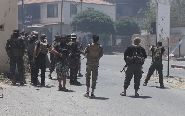 Süveyda'da silahlı gruplar, Dürzi güçlerine saldırdı