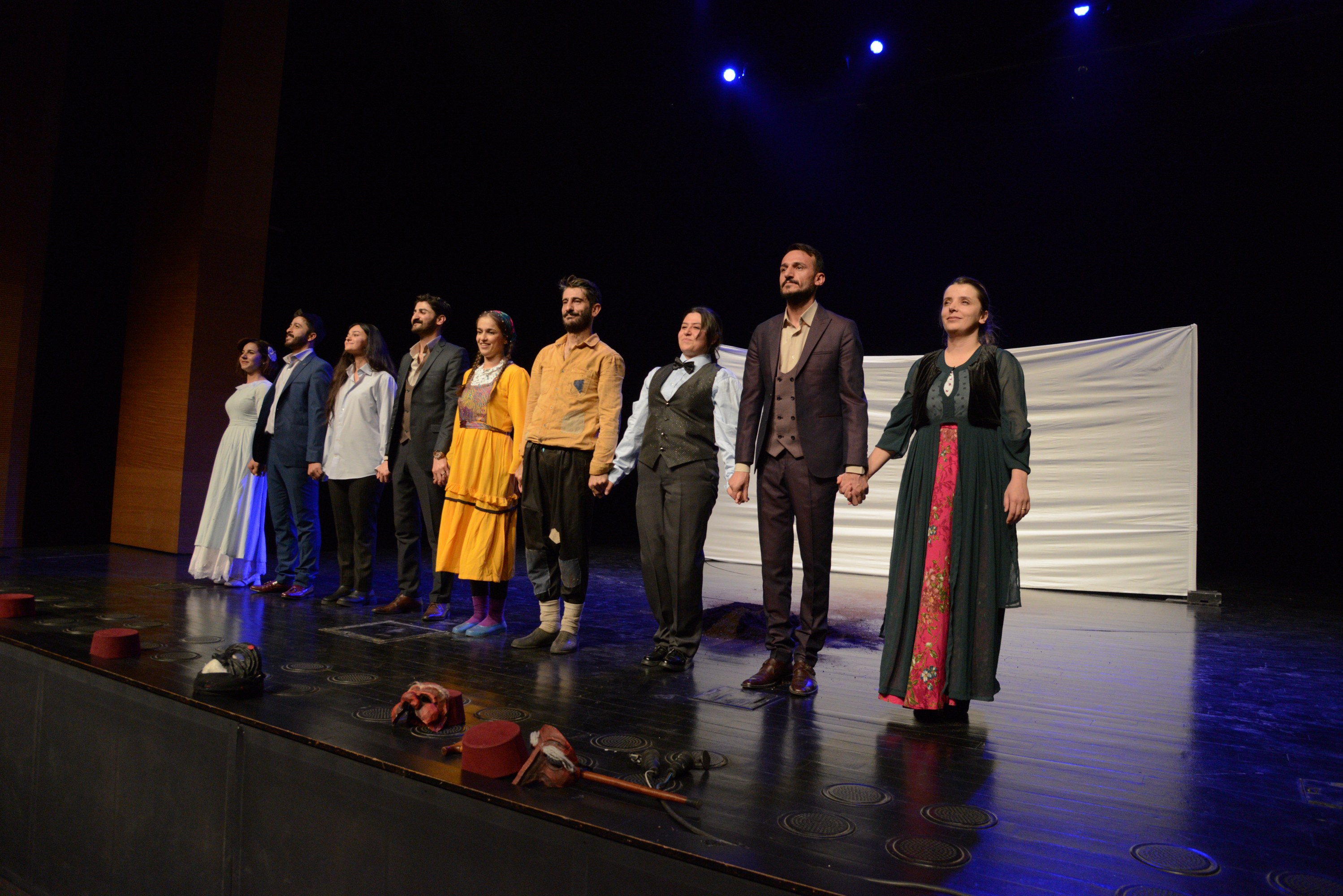 Diyarbakır’da Kürtçe tiyatro etkinlikleri başladı