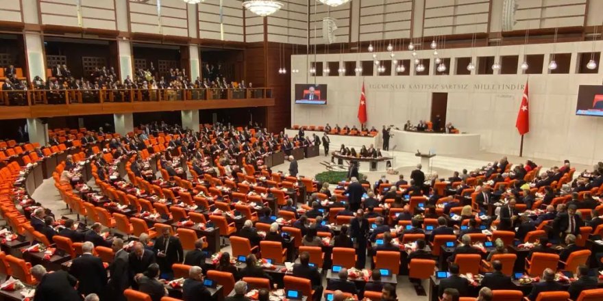 11. Yargı Paketi Adalet Komisyonu'nda kabul edildi