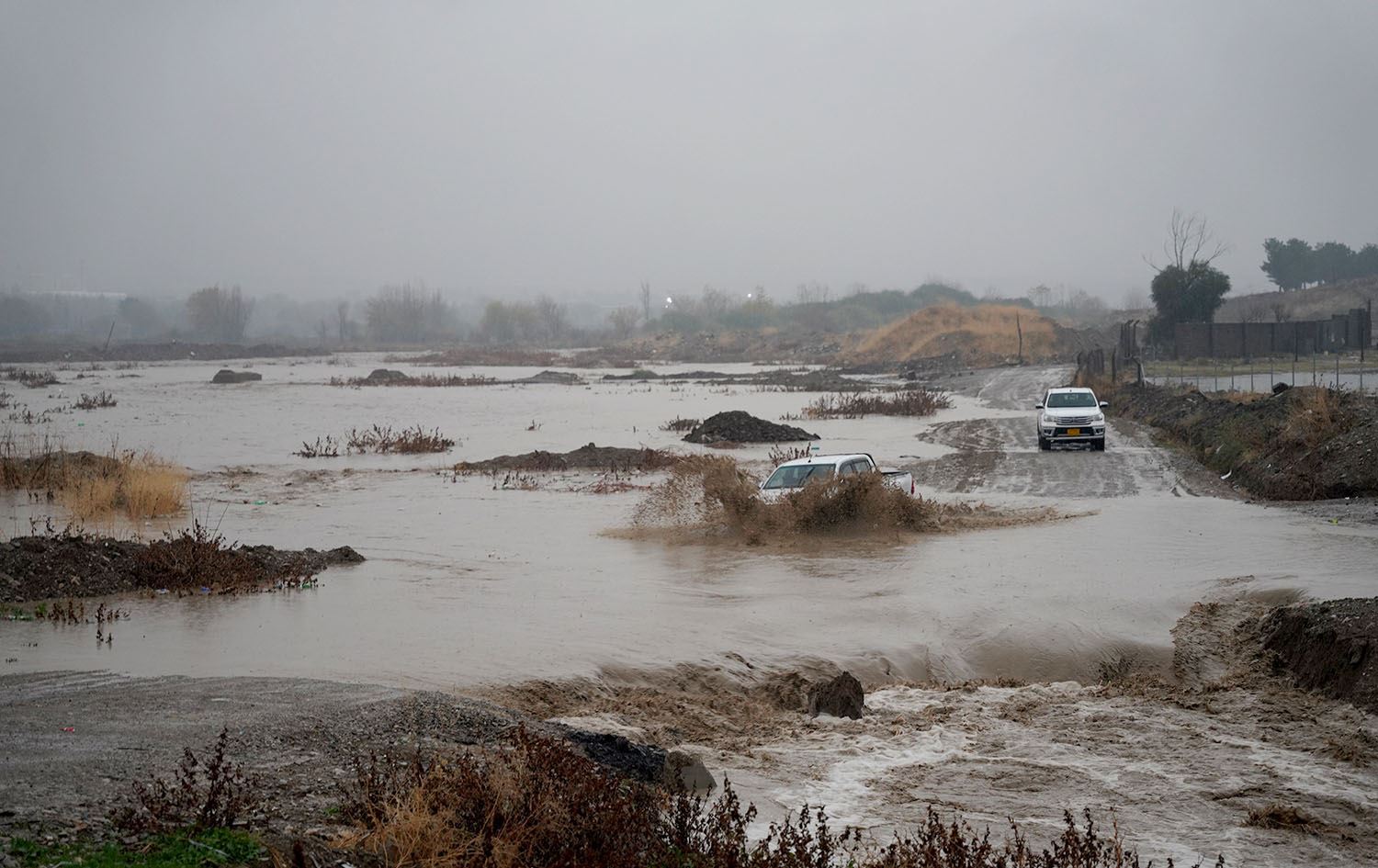 Dana Gas ve Crescent Petroleum’dan Çemçemal’deki selzedelere 2 milyon dolar yardım