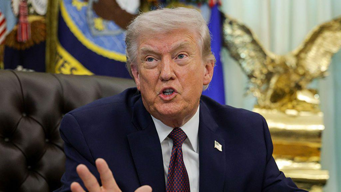 Trump: İranlı göstericilere, Kürt milisler üzerinden çok sayıda silah gönderdik