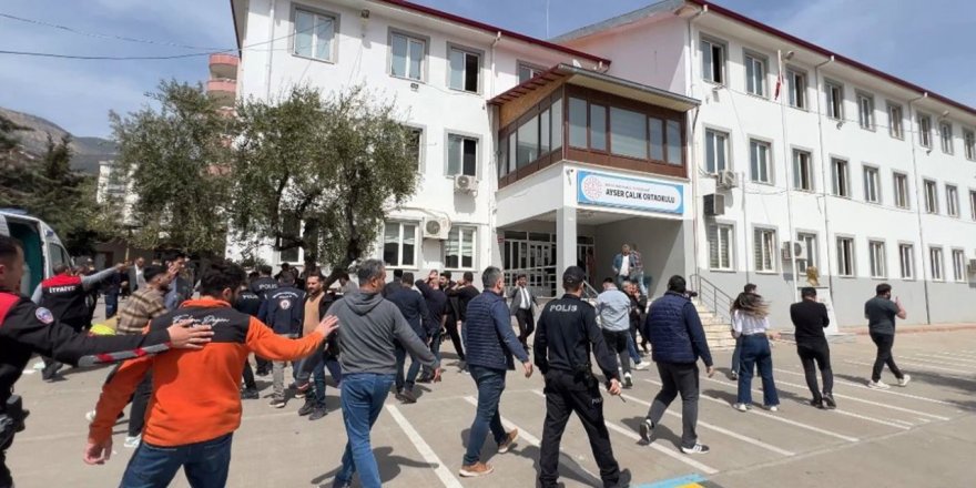 Okul saldırısı failinin babası Diyarbakır'da İstihbarat Şube Müdürlüğü yapmış