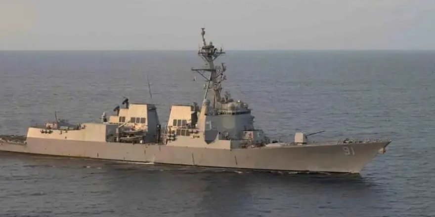 ABD, Umman Denizi’nde İran gemisine ateş açtı