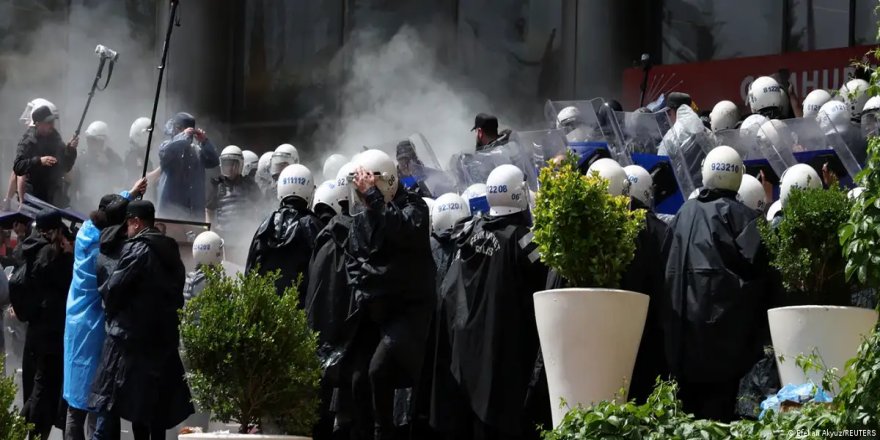 Tabipler Birliği: Biber gazı kimyasal silah haline geldi