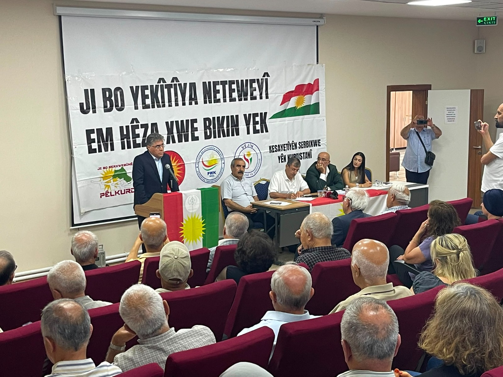 PÊLKURD, PSK, PWK, VEJÎN, BAĞIMSIZ ŞAHSİYETLER VAN’DA BİR KONFERANS DÜZENLEDİLER
