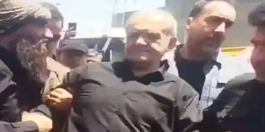 Hamaney’in cenazesinde Pezeşkiyan’a saldırı