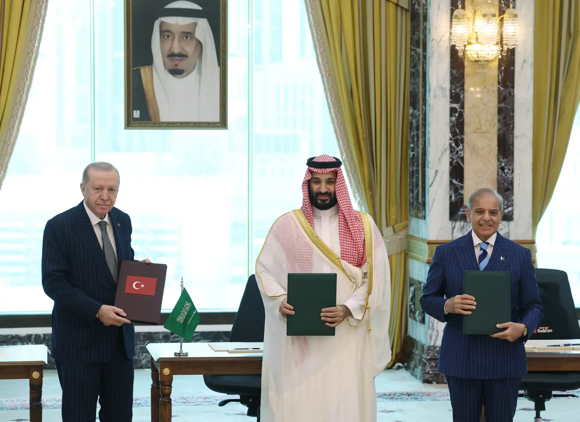 Türkiye, Suudi Arabistan ve Pakistan’dan savunma anlaşması: Bir üyeye saldırı, tüm üyelere yapılmış sayılacak