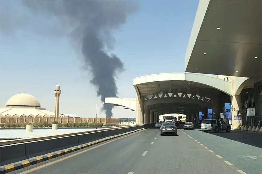 Suudi Arabistan'da hava saldırısı alarmı: Riyad'da patlama sesleri