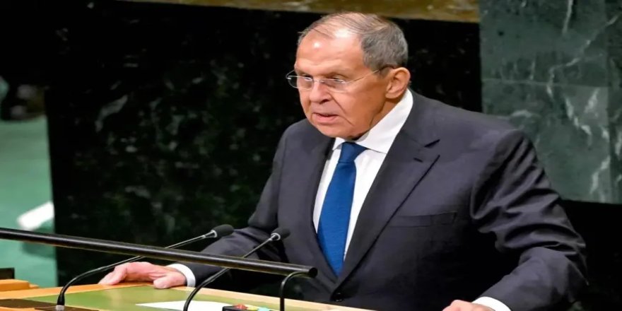 Lavrov: Türkiye S-400’leri Rusya’nın onayı olmadan üçüncü ülkeye devredemez