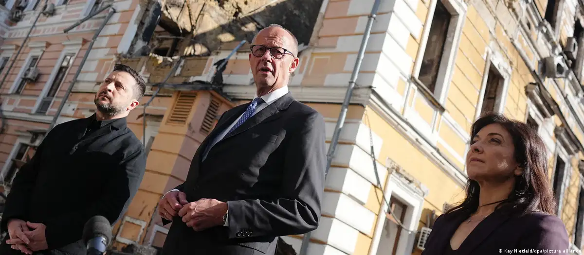 Merz Kiev'de 1,3 milyar euroluk paket açıkladı