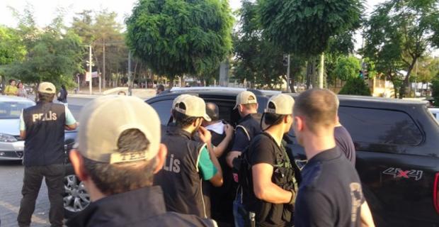 Alay Komutanı Karsavuran ile iki subaya tutuklama kararı