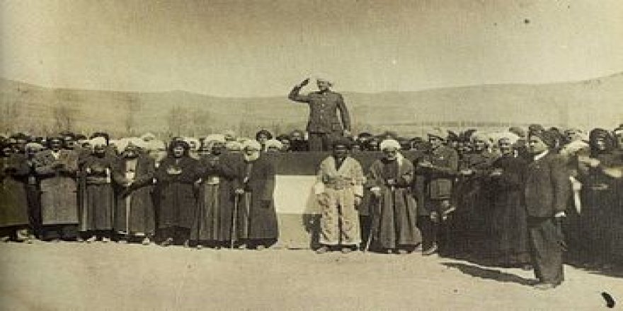 PAK: 1946’da İlan Edilen Kurdistan Cumhuriyeti Tüm Kürdistanlıların Onur Kaynağıdır
