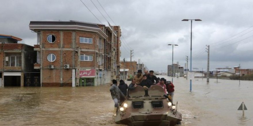 Doğu Kürdistan'da sel felaketi korkunç boyutlarda!