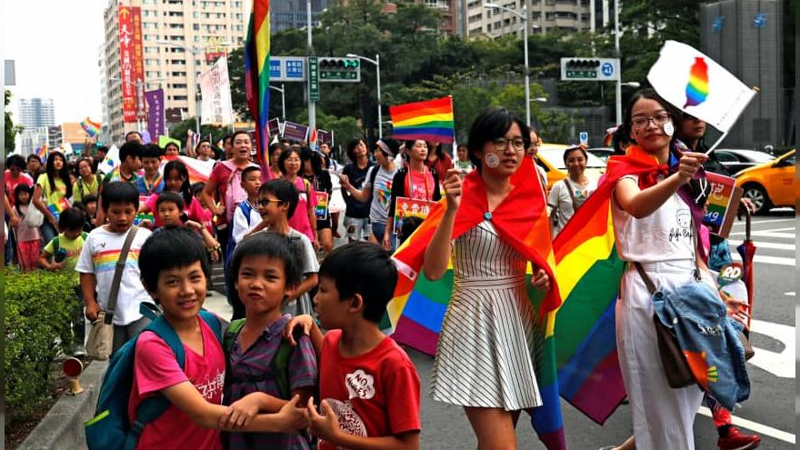 Tayvan eşcinsel evliliği yasal hale getiren ilk Asya ülkesi oldu
