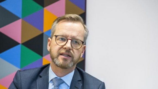 İsveç İçişleri Bakanı: Kürtler ile ilişkiler yoğunlaştırılmalı