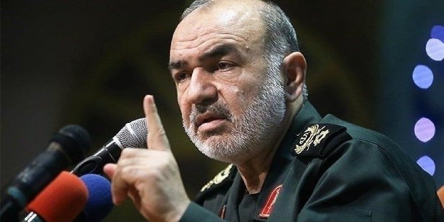 İran'lı General: Füzelerimiz gemileri rahatlıkla vurabilir