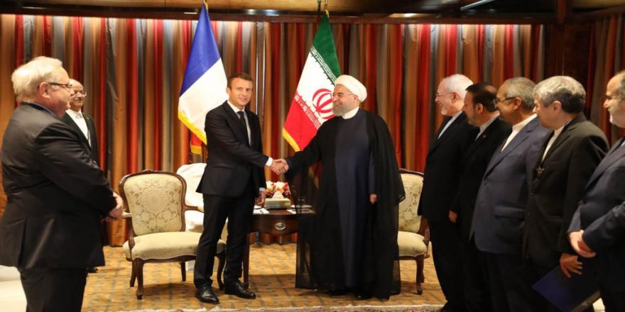 Macron ile Ruhani görüştü