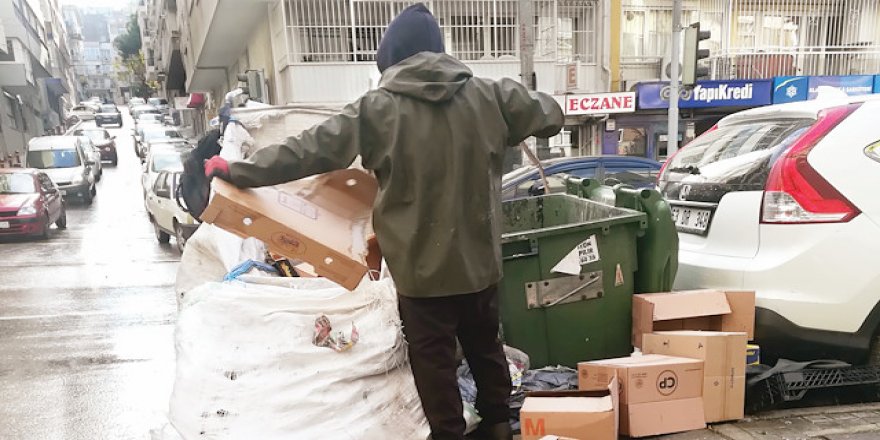 Çin'in çöpleri kağıt toplayıcısını vurdu