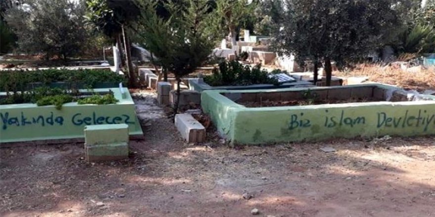 Reyhanlı'da mezarlara saldırı