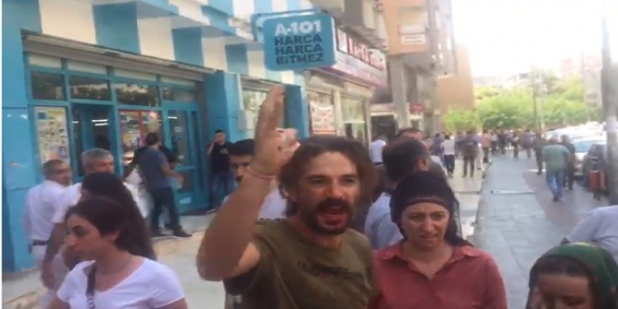 Diyarbakır'da belediyeye gelen HDP'lilere polis saldırdı
