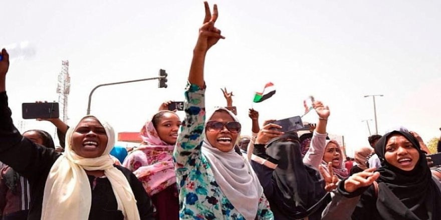 Sudan'da İlk Hükümet Kuruldu