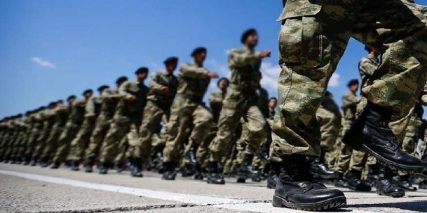 Asker: Kürtçe Konuşmamız Yasaklandı