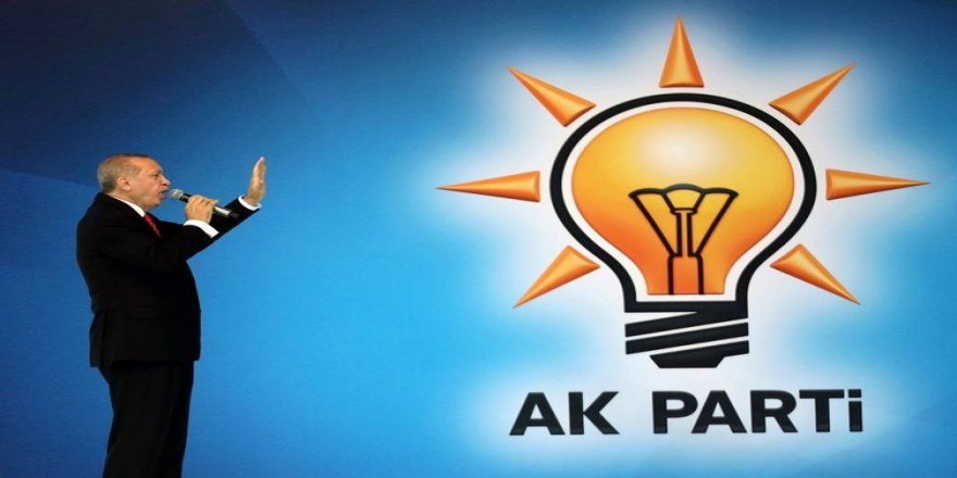 Davutoğlu ve Babacan'a Karşı AKP Yeniden Örgütlenme Çabasında