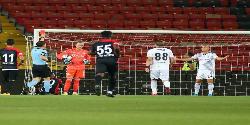 Gazişehir Gaziantep: 3 - Beşiktaş: 2