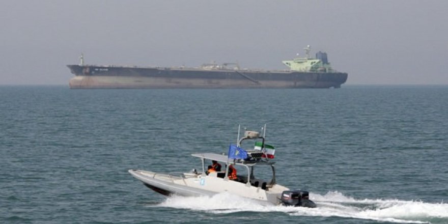 İran, BAE'ye yakıt taşıyan tankere el koydu