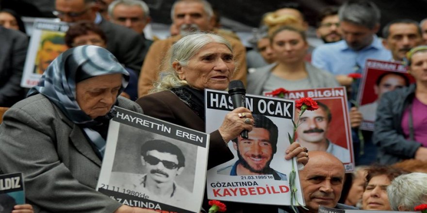 ANNELER VE EVLATLARI