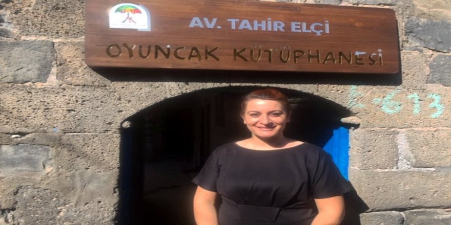 Sur çocuklarına uzanan rengarenk umut eli