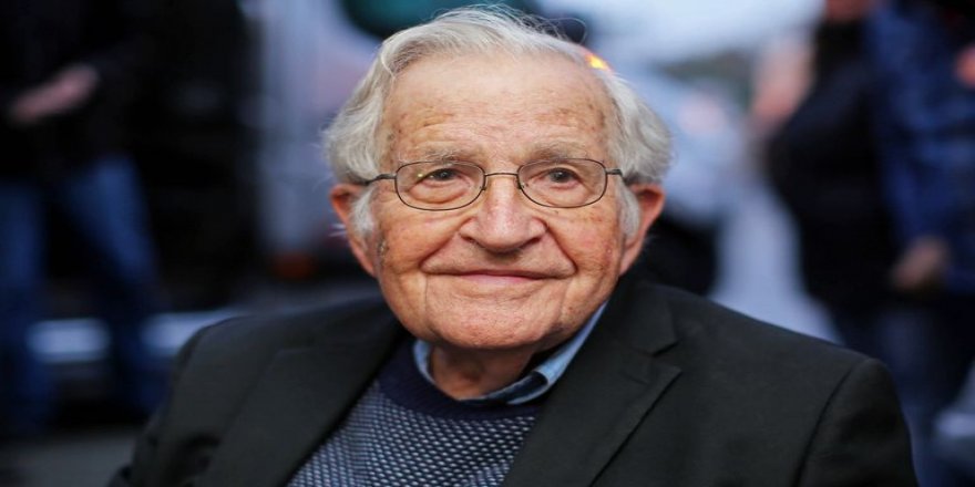 Chomsky: Türkiye’nin Kürtlere harekatı savaş suçudur