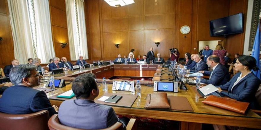 Suriye anayasa komitesi toplanıyor