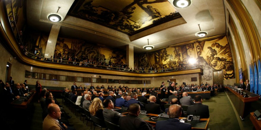 Suriye Anayasa Komitesi: Şam sunulan 3 teklifi reddetti