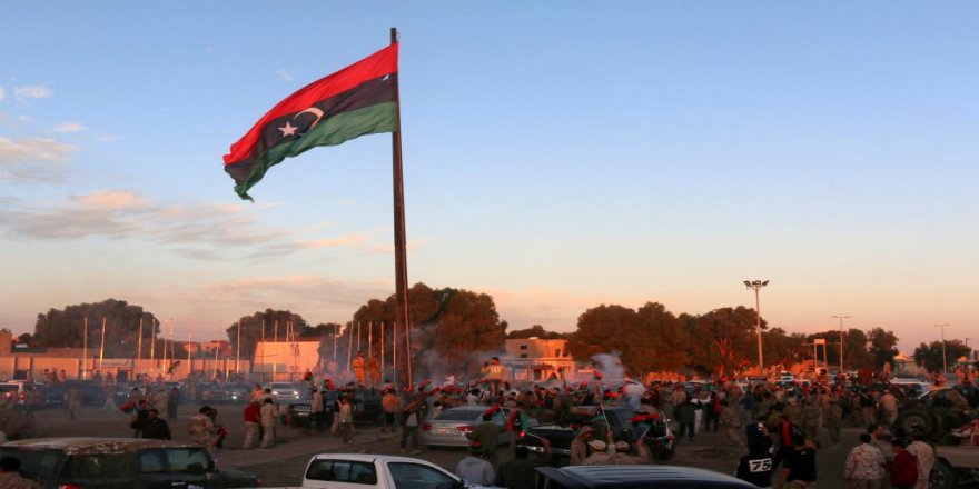 Libya'da kim kiminle savaşıyor? Türkiye ve uluslararası güçler hangi tarafı destekliyor?