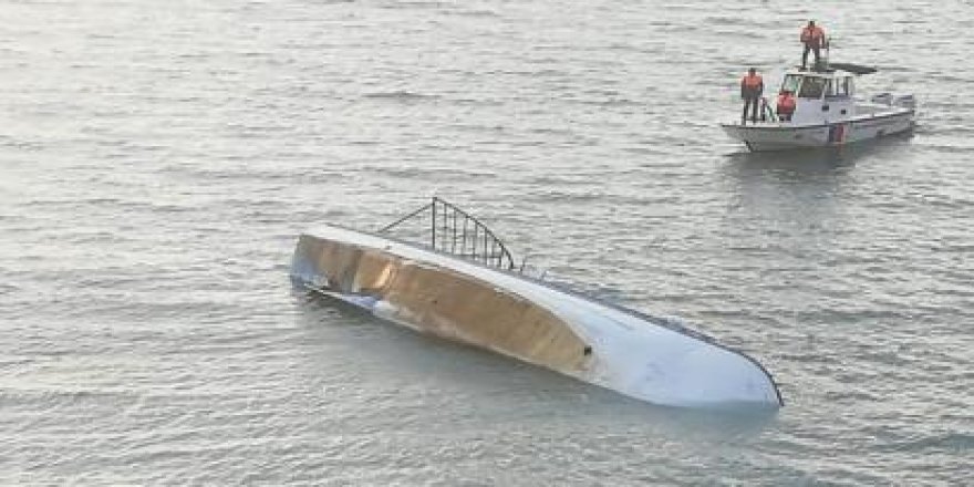 Van Gölü'nde mültecileri taşıyan tekne battı: Çok sayıda ölü var