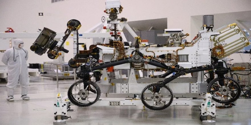 NASA'nın 2020'de Mars'a göndereceği uzay aracı tamamlandı