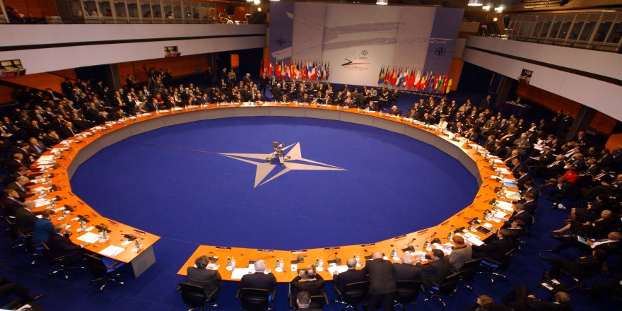 NATO: İran'ın nükleer silahlara sahip olamaması konusunda hemfikiriz