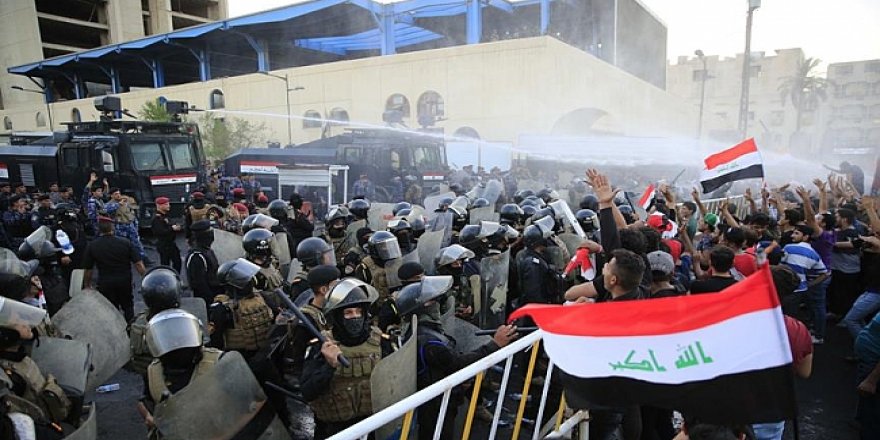 Bağdat’ta gösteriler tırmandı: Ölü ve yaralılar var