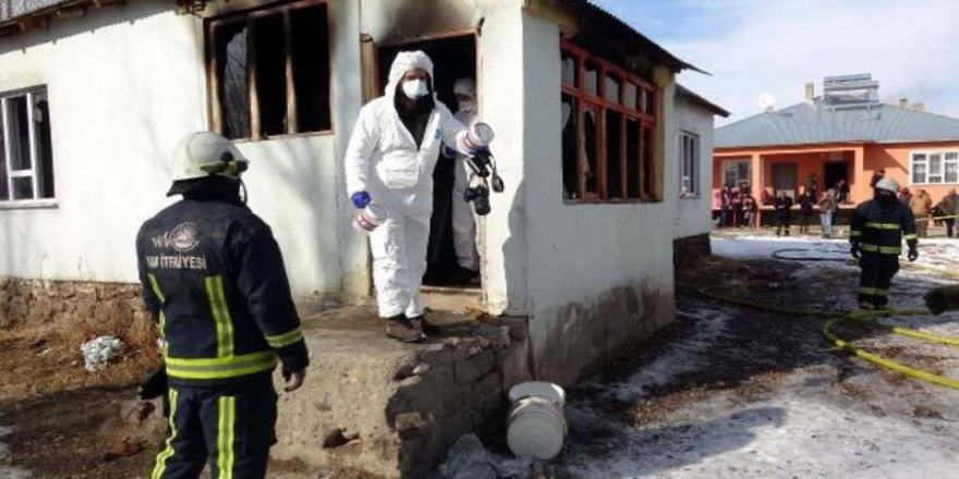 Van'da yangın: 2 çocuk yaşamını yitirdi