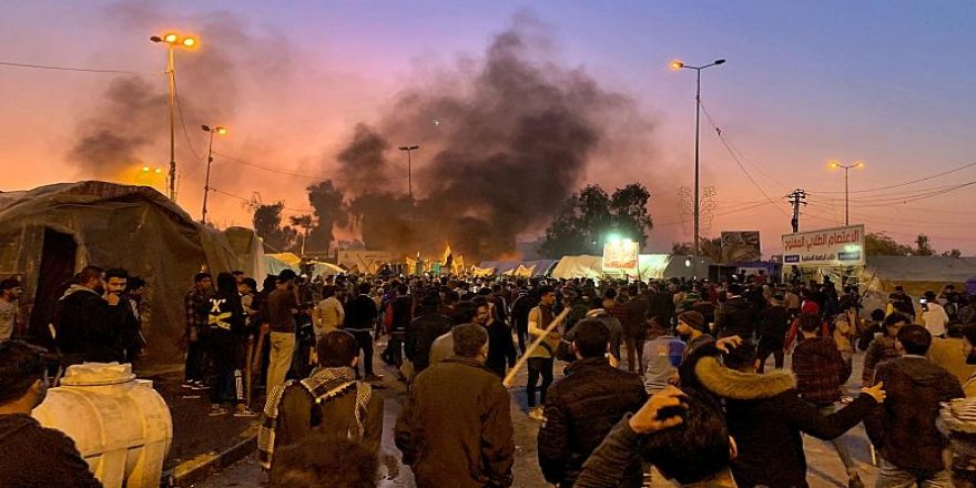 Irak'ta es-Sadr destekçileri ile eylemciler arasında arbede: 6 kişi hayatını kaybetti