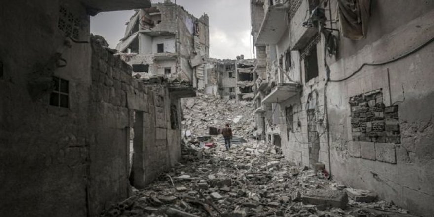 Financial Times: Batı'nın İdlib'deki trajediye yanıtı utanç verici