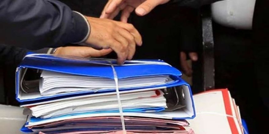 AKP 'tuzak kurup' fişleme yasasını komisyondan geçirdi