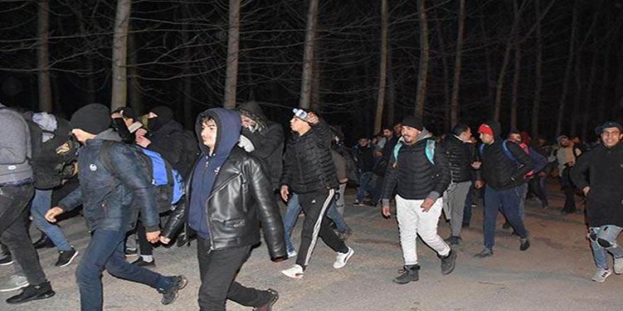 Türkiye'nin kararının ardından ilk grup sınırdan geçti