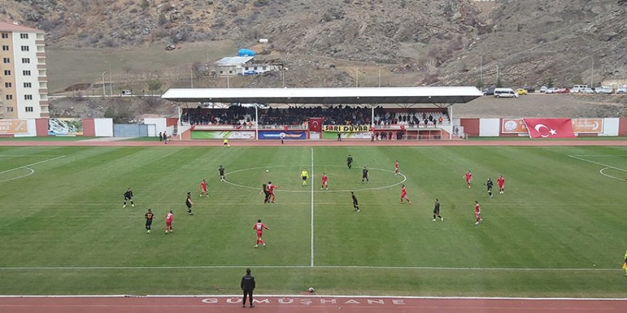 2 penaltı, 1 kırmızı kart Amedspor yenik