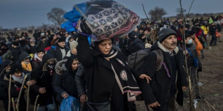 Atina: Türkiye, yasadışı göçü teşvik ediyor