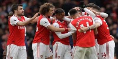 Olympiakos'un sahibine virüs bulaştı, Arsenal oyuncuları karantinada