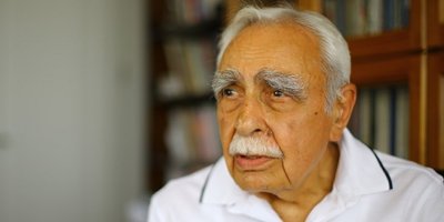 Dr. Tarık Ziya Ekinci’den İsmail Beşikçi Vakfı'na anlamlı bağış