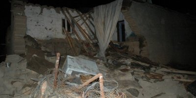 Diyarbakır'da kerpiç ev çöktü: 9 çocuk göçük altında kaldı